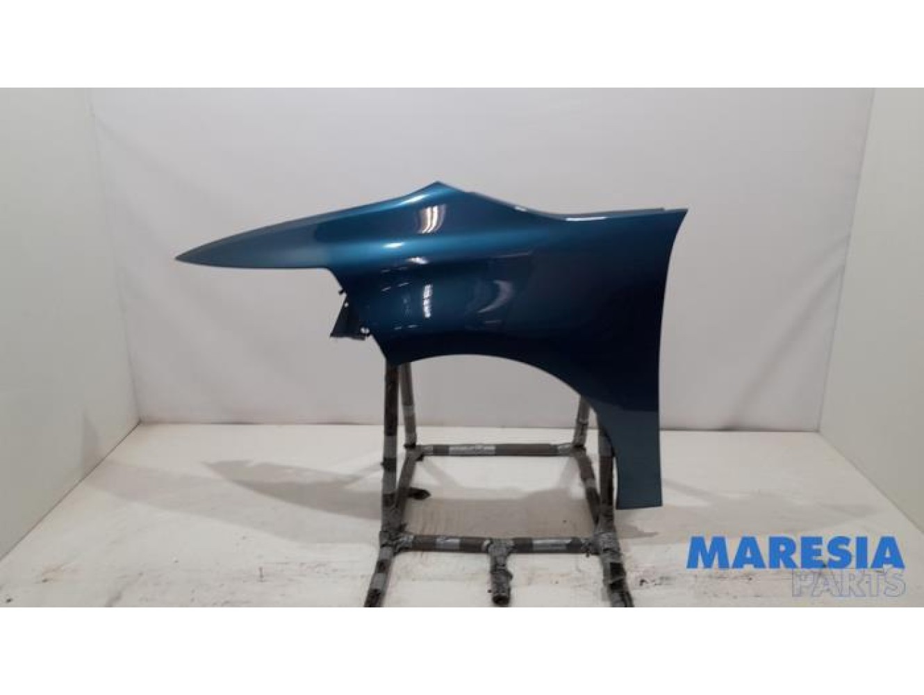 Citroen - C4 Grand Picasso - Front wing, left