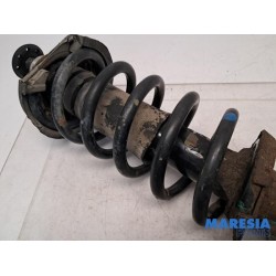 Renault - Trafic - Front shock absorber rod, right