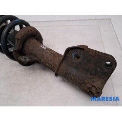Renault - Trafic - Front shock absorber rod, right