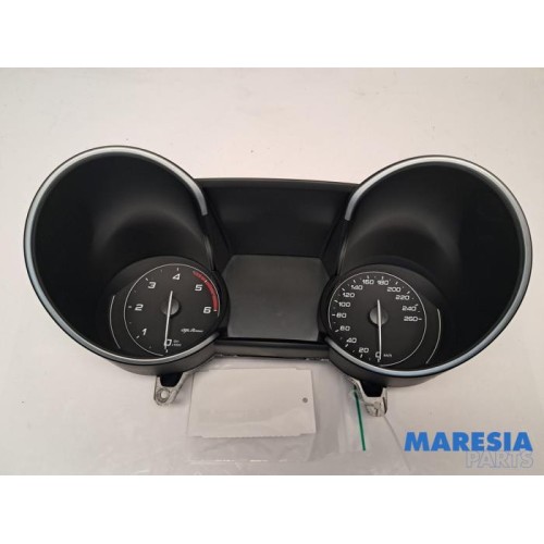 Alfa Romeo - Giulia - Instrument de bord