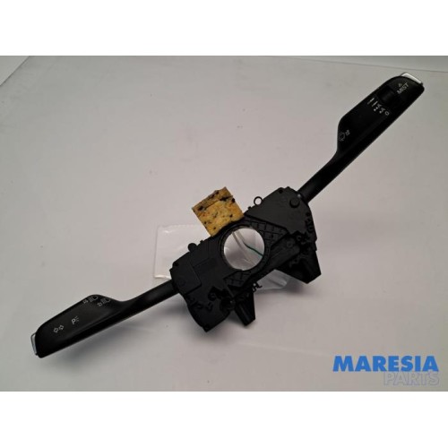 Alfa Romeo - Giulia - Steering column stalk