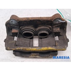 Renault - Trafic - Front brake calliper, right