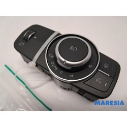 Alfa Romeo - Giulia - Light switch