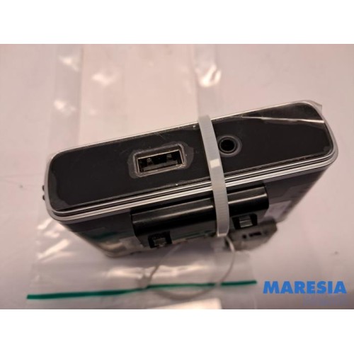 Alfa Romeo - Giulia - AUX / USB connection