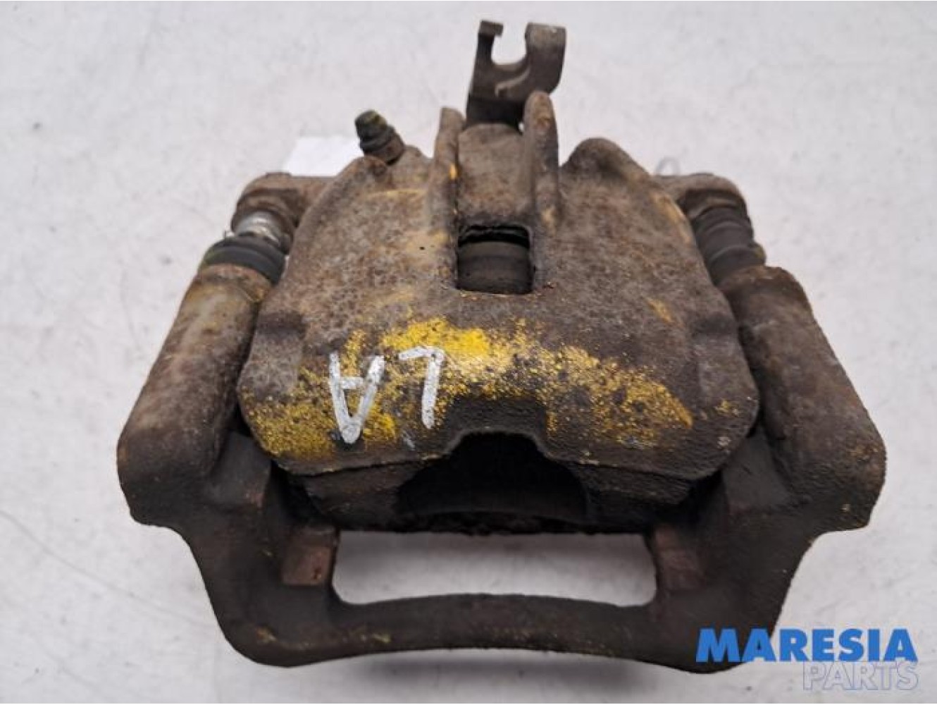 Renault - Trafic - Rear brake calliper, left