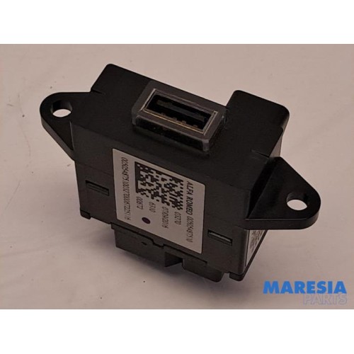 Alfa Romeo - Giulia - Module USB