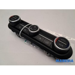 Alfa Romeo - Giulia - Heater control panel