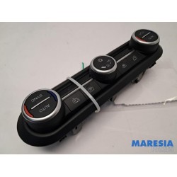 Alfa Romeo - Giulia - Heater control panel