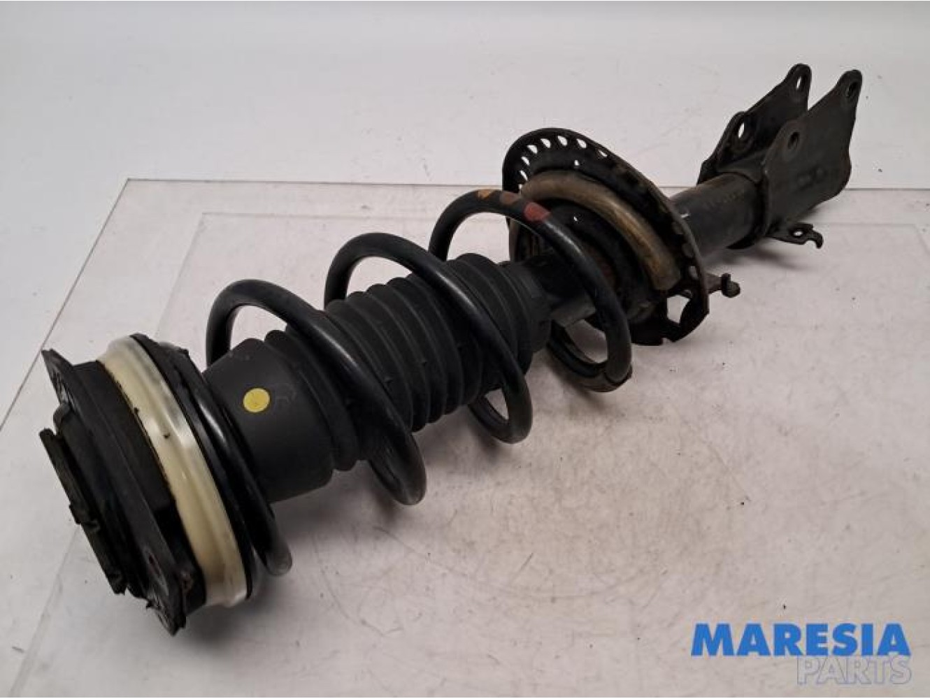 Renault - Kangoo - Front shock absorber rod, left