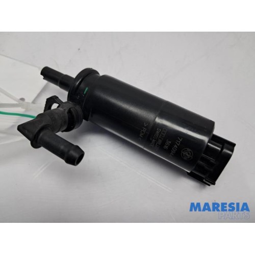 Alfa Romeo - Giulia - Headlight washer pump