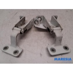 Renault - Kangoo - Rear door hinge, right