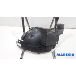 Renault - Trafic - Wheel arch liner