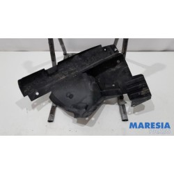 Renault - Trafic - Wheel arch liner