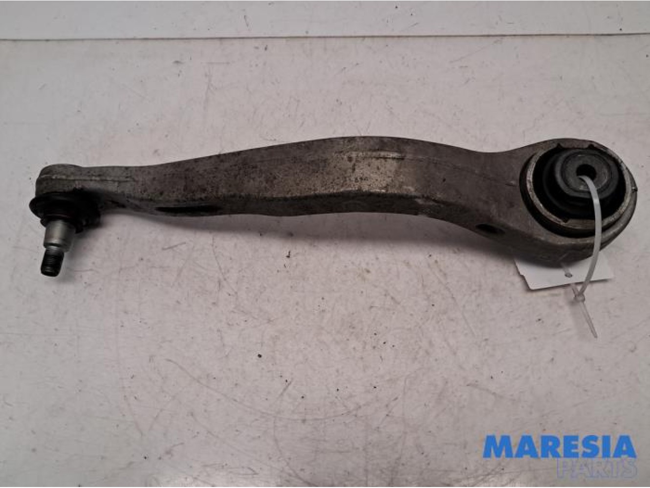 Alfa Romeo - Giulia - Front upper wishbone, right