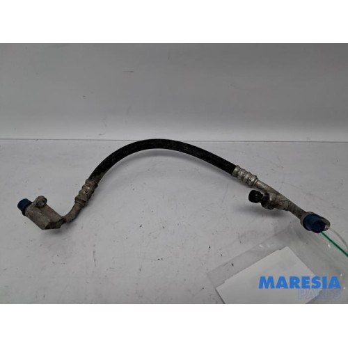 Renault - Trafic - Air conditioning line