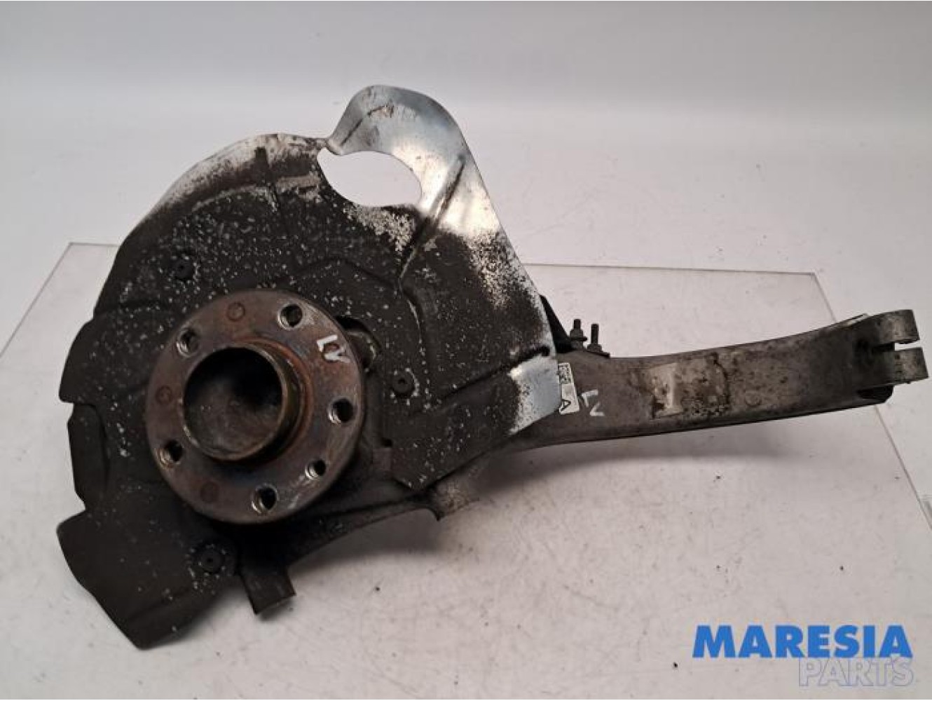 Alfa Romeo - Giulia - Knuckle, front left