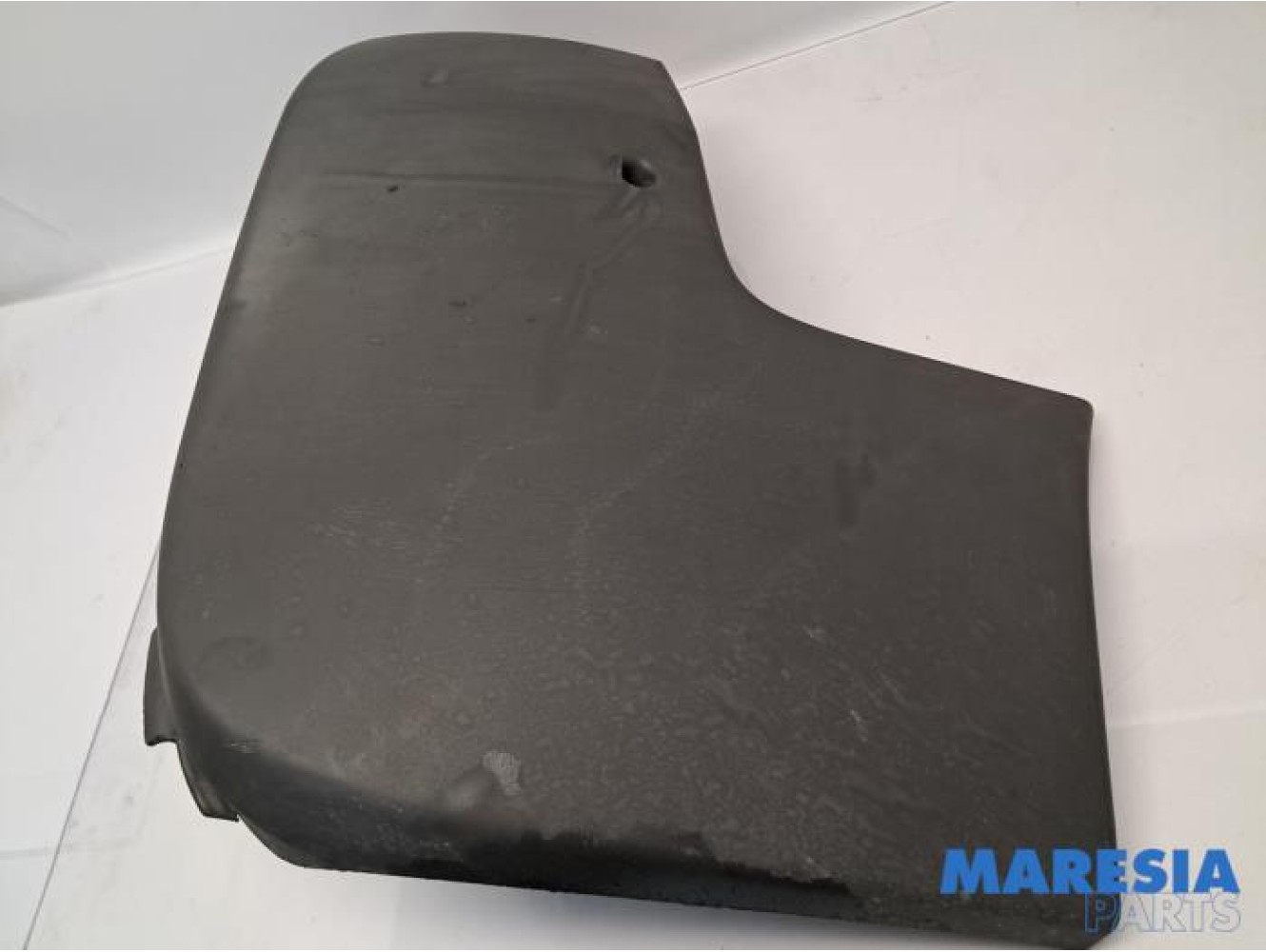 Renault - Trafic - Coin pare-chocs arrière droit