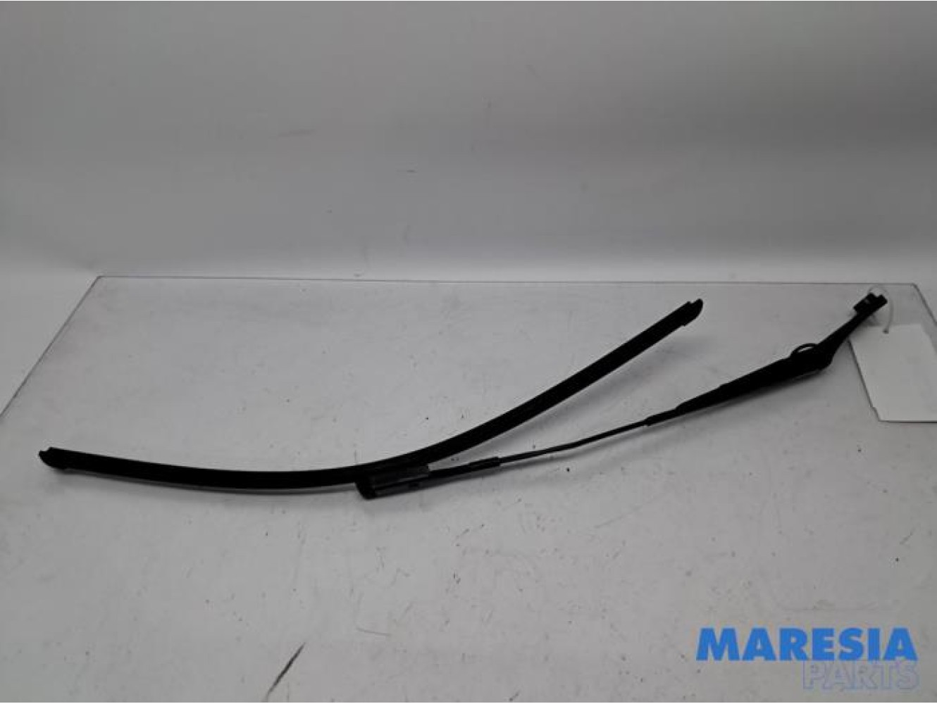 Alfa Romeo - Giulia - Front wiper arm