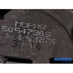 Alfa Romeo - Giulia - Bonnet lock mechanism