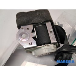 Fiat - 500 - Rear seatbelt, left