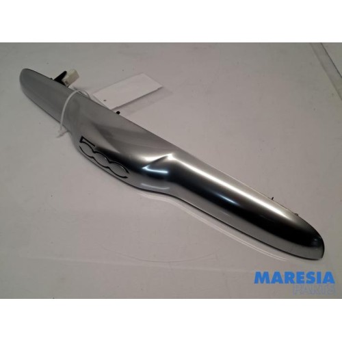Fiat - 500 - Tailgate handle