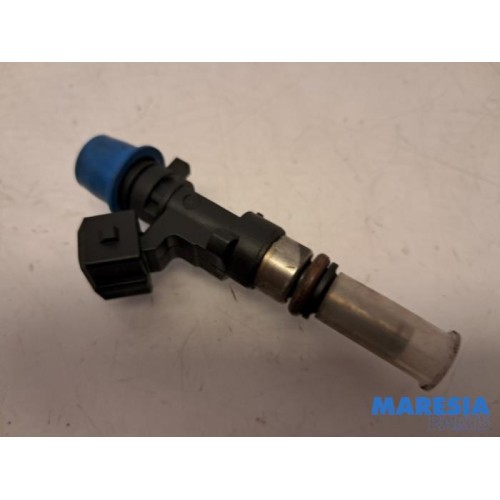 Renault - Megane - Injector (petrol injection)