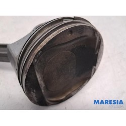 Renault - Megane - Connecting rod