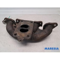 Renault - Megane - Exhaust manifold