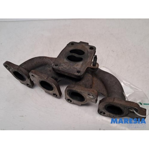 Renault - Megane - Exhaust manifold