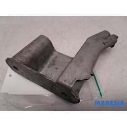 Renault - Megane - Support (miscellaneous)
