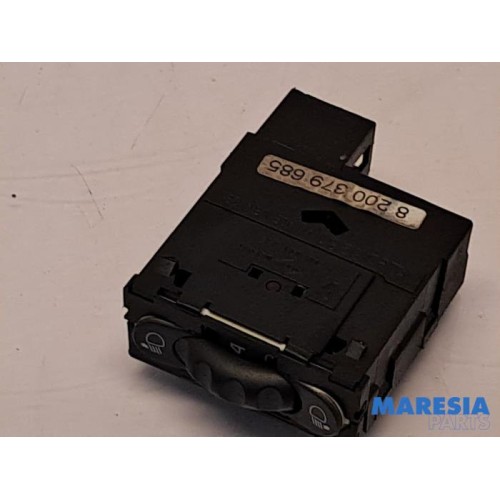 Renault - Master - AIH headlight switch