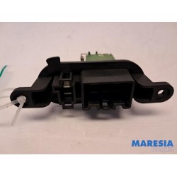 Renault - Master - Kachel Weerstand