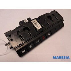 Renault - Master - Panic lighting switch