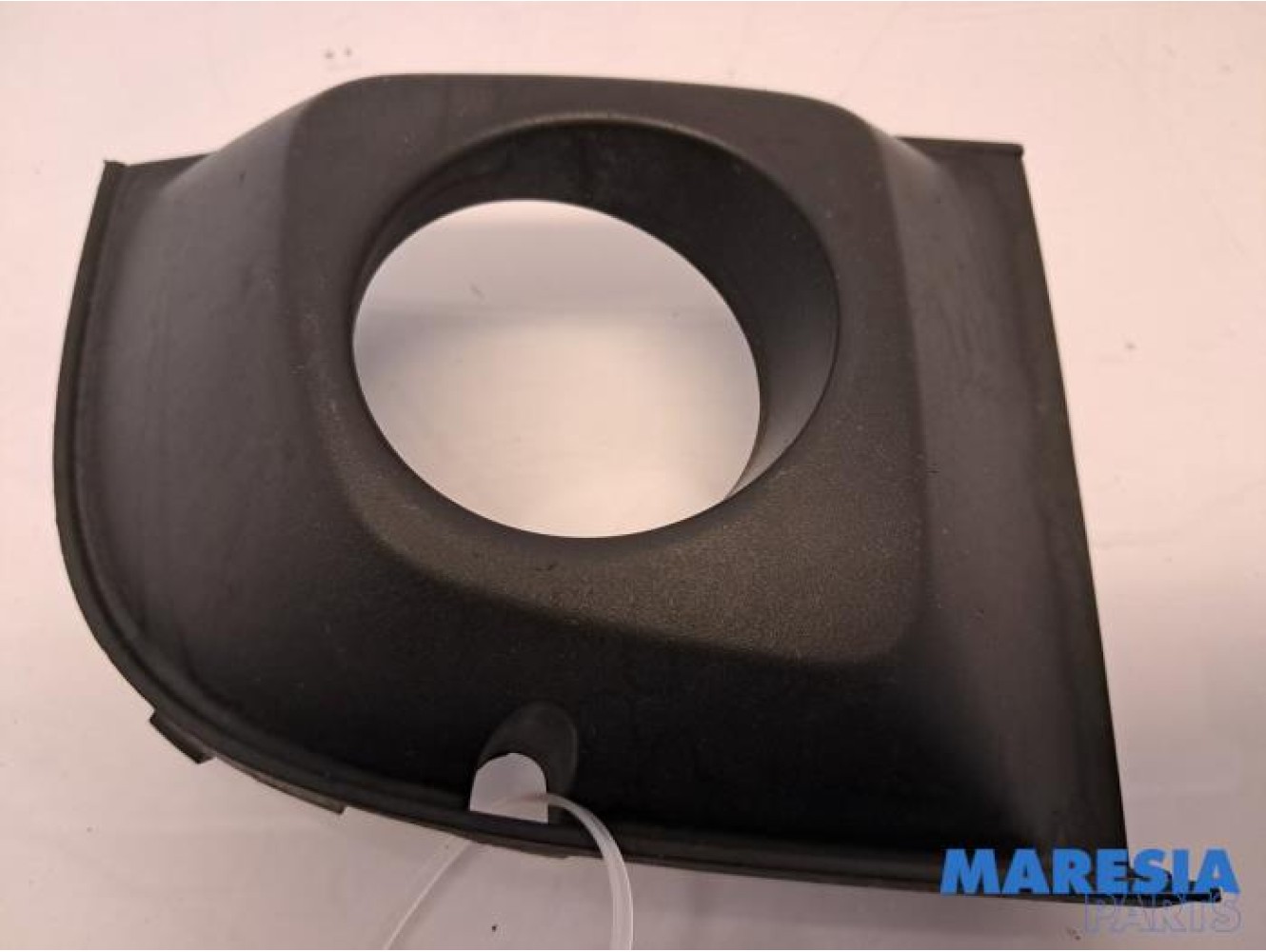 Fiat - 500 - Fog light cover plate, right