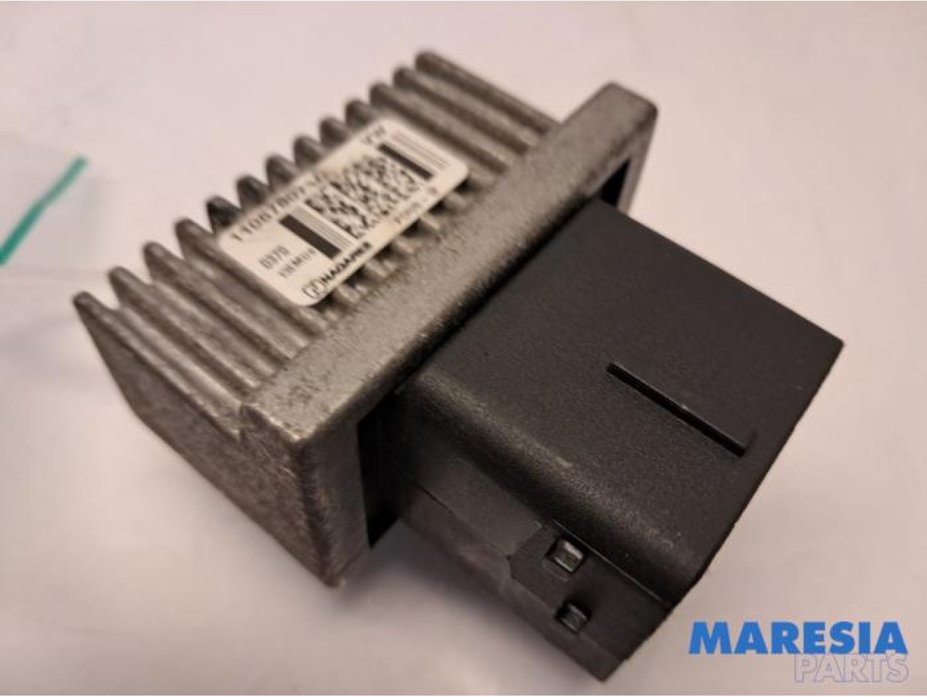 Renault - Master - Glow plug relay