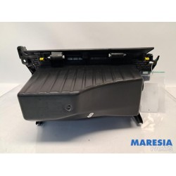 Renault - Master - Glovebox