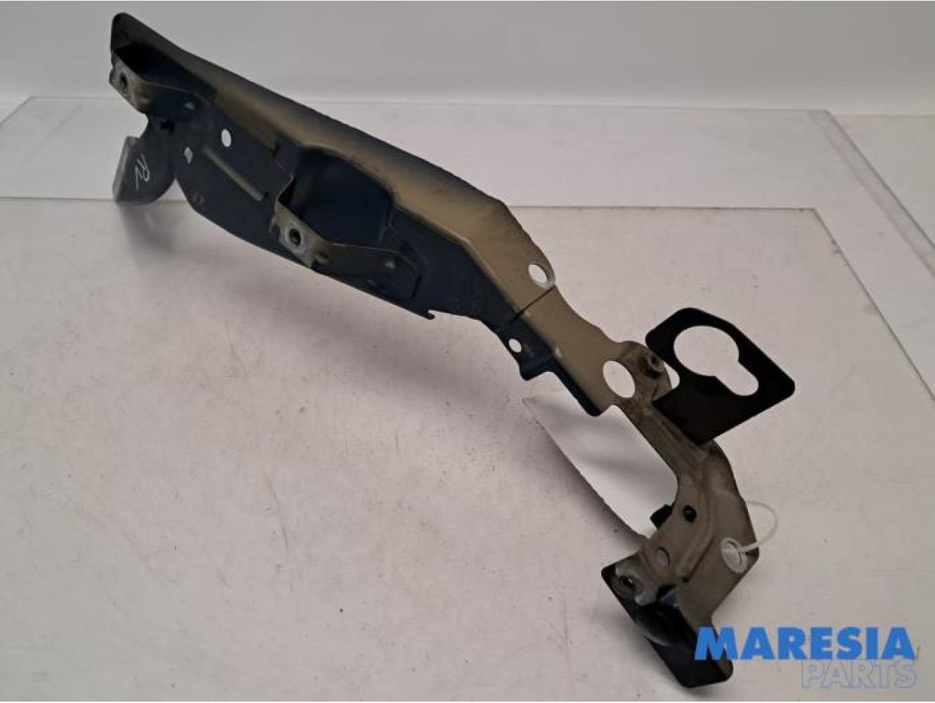 Citroen - C4 Grand Picasso - Headlight frame, right