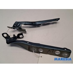 Citroen - C4 Grand Picasso - Bonnet Hinge