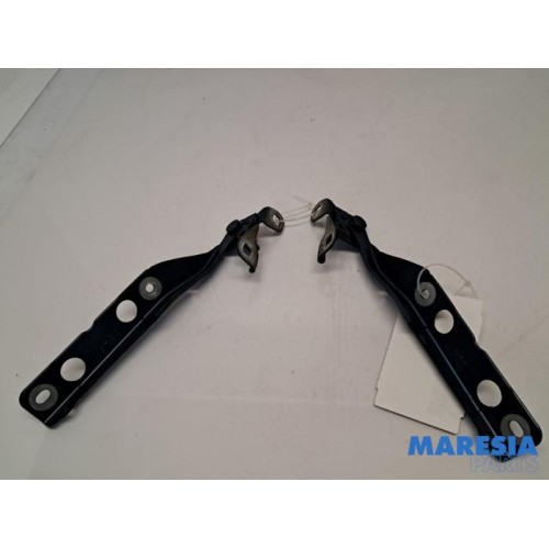 Citroen - C4 Grand Picasso - Bonnet Hinge