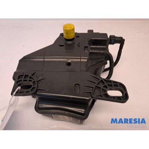 Citroen - C4 Grand Picasso - Particulate filter tank