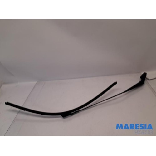 Citroen - C4 Grand Picasso - Front wiper arm
