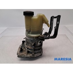 Renault - Master - Power steering pump
