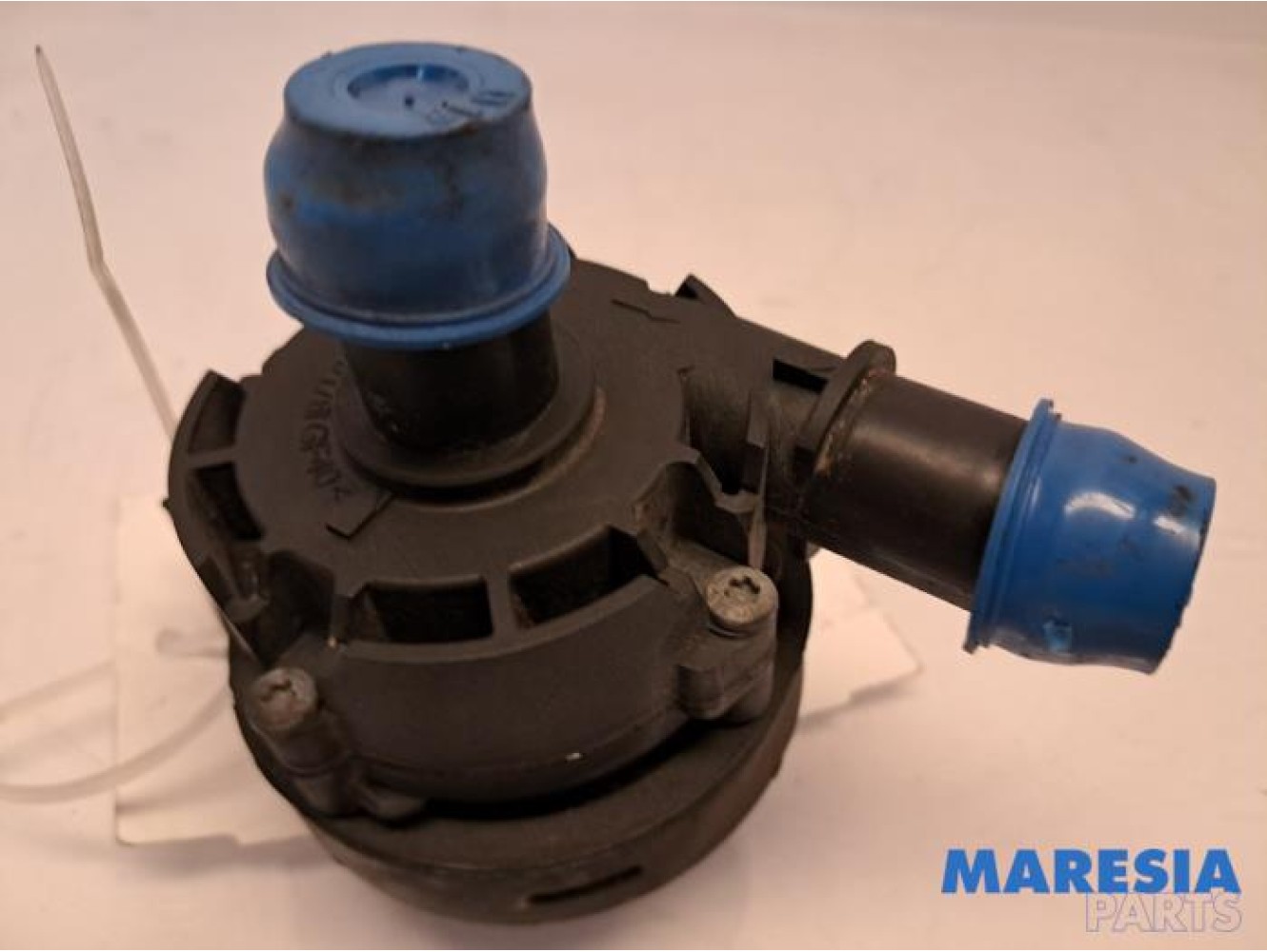 Renault - Master - Additional water pump