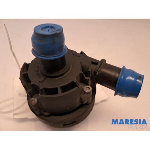 Renault - Master - Additional water pump
