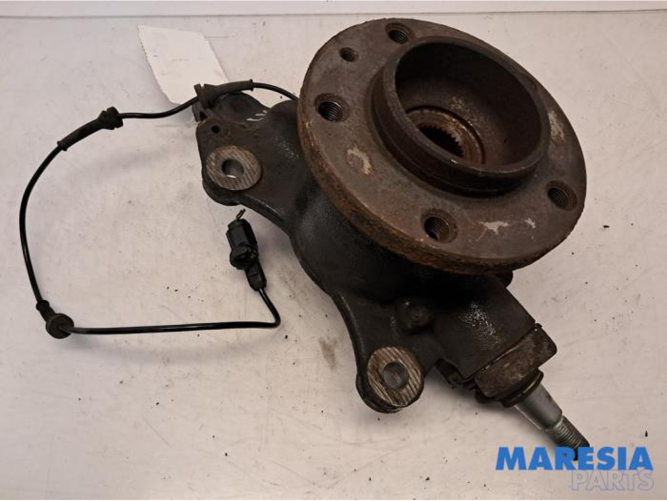 Renault - Master - Knuckle, front left