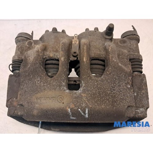 Renault - Master - Remklauw (Tang) links-voor
