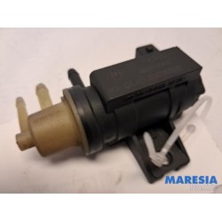 Renault - Master - Vacuum valve