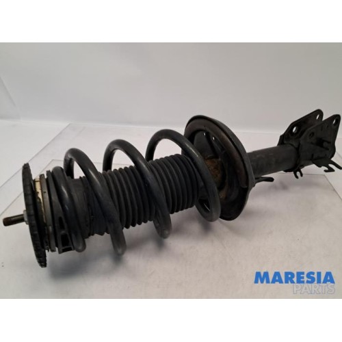 Renault - Master - Front shock absorber rod, right