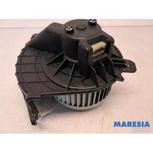 Renault - Master - Heating and ventilation fan motor