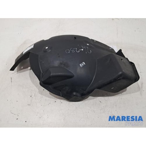 Renault - Master - Wheel arch liner